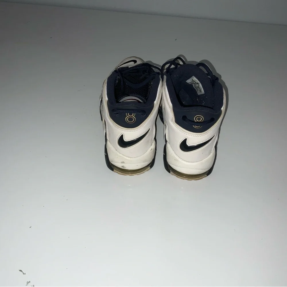 Nike Men's Black and White Air Athletic Shoes - Picture 3 of 5